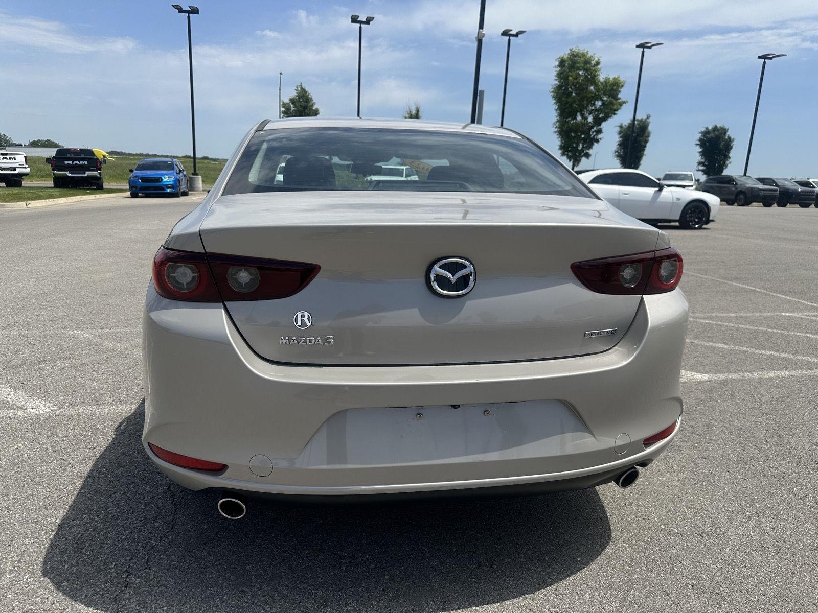 Used 2023 Platinum Quartz Metallic Mazda 2.5 S Preferred image 3