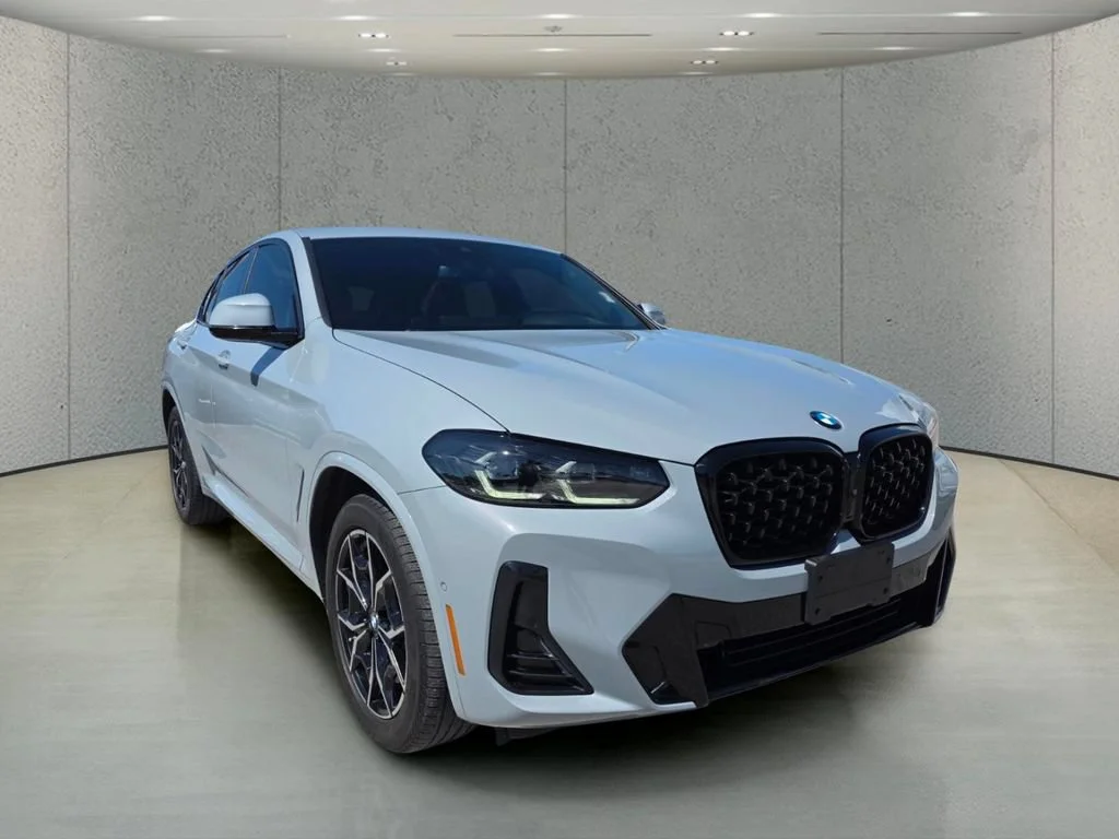 Used 2023 Brooklyn Grey Metallic BMW xDrive30i image 13