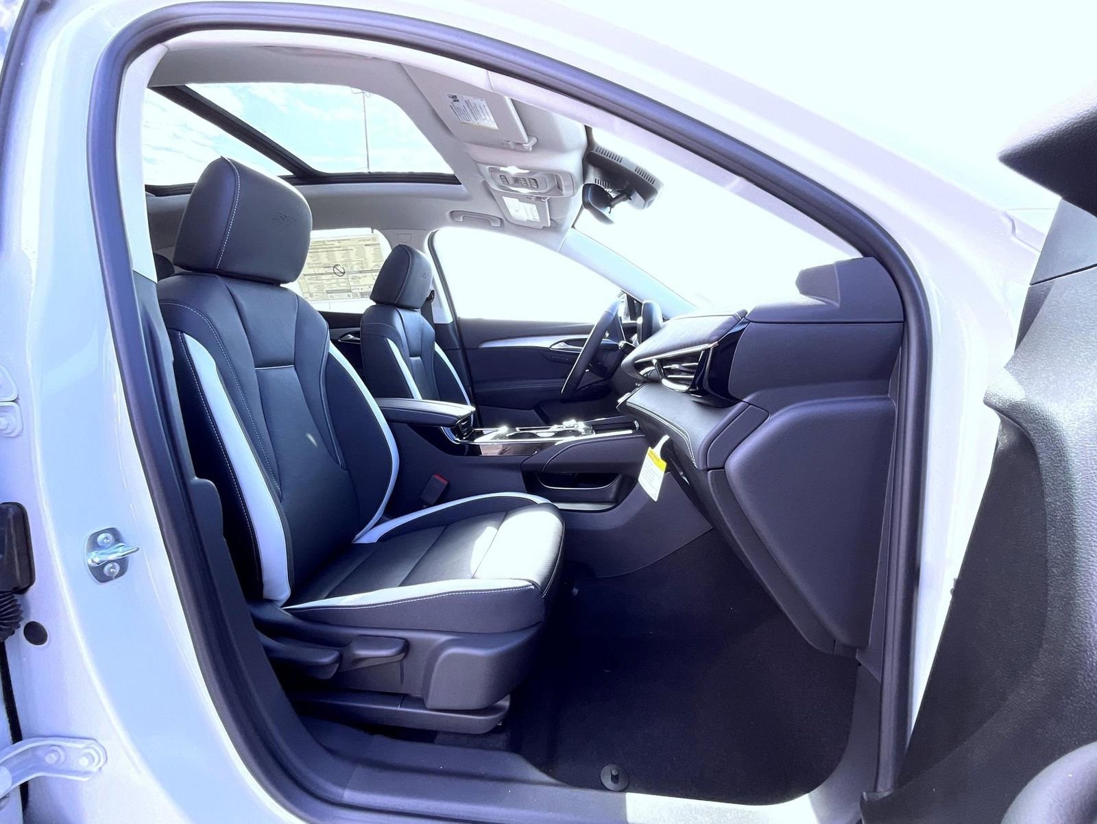 2026 Buick Envision Sport Touring - Photo 15