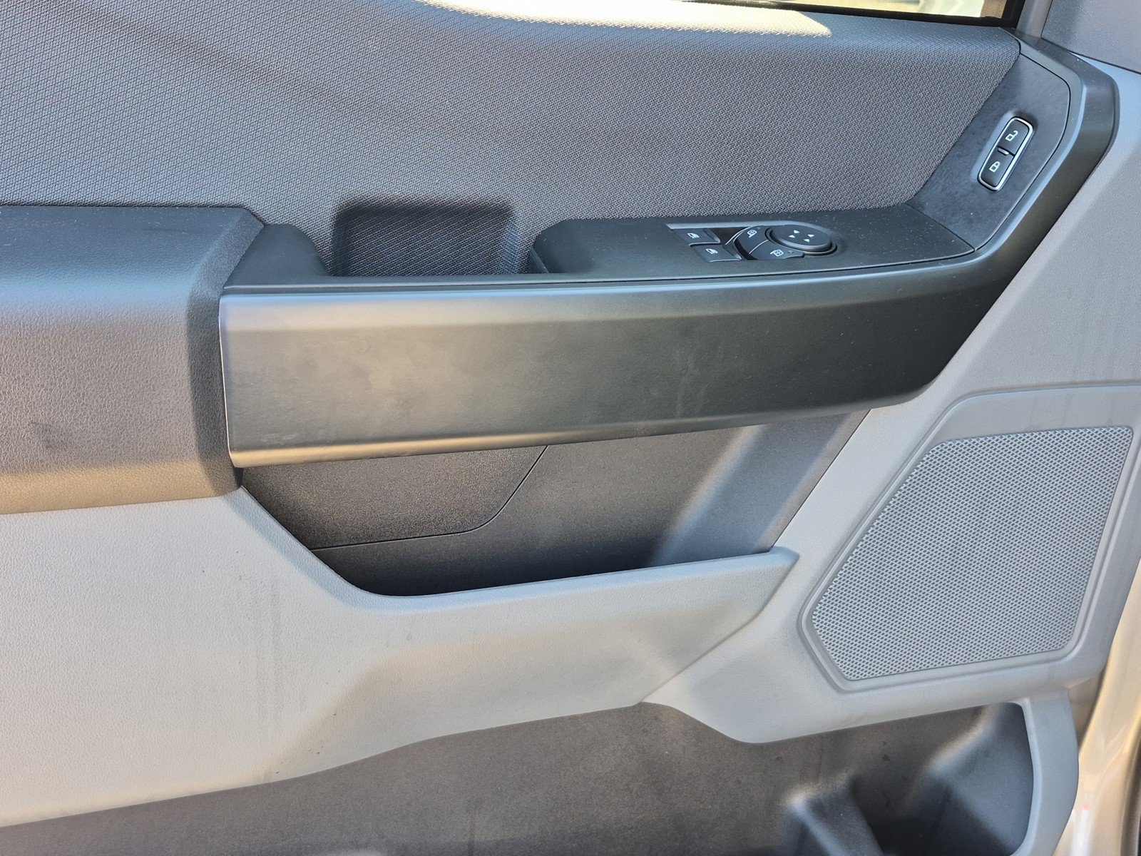 New 2026 Iconic Silver Metallic Ford XL image 15