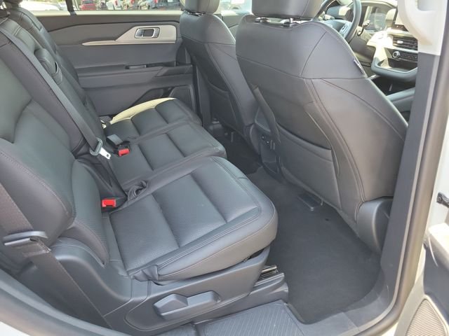 Used 2026 Star White Ford Active image 18