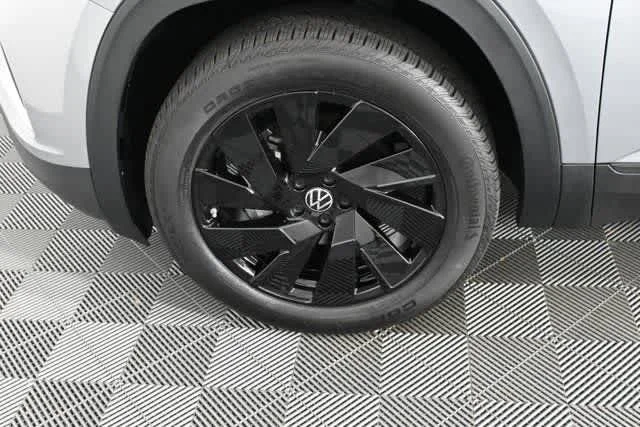 2026 Volkswagen Atlas SE w/Tech - Photo 9