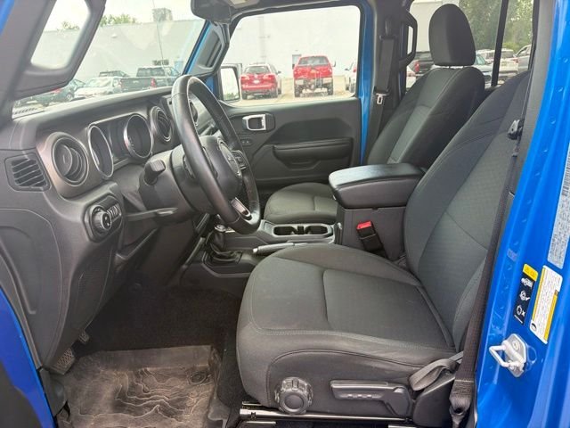 Used 2020 Hydro Blue Pearlcoat Jeep Sport image 4