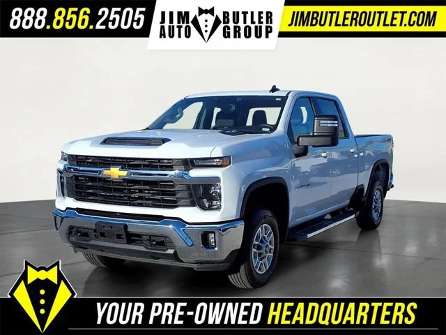 Used 2025 Summit White Chevrolet LT image 1