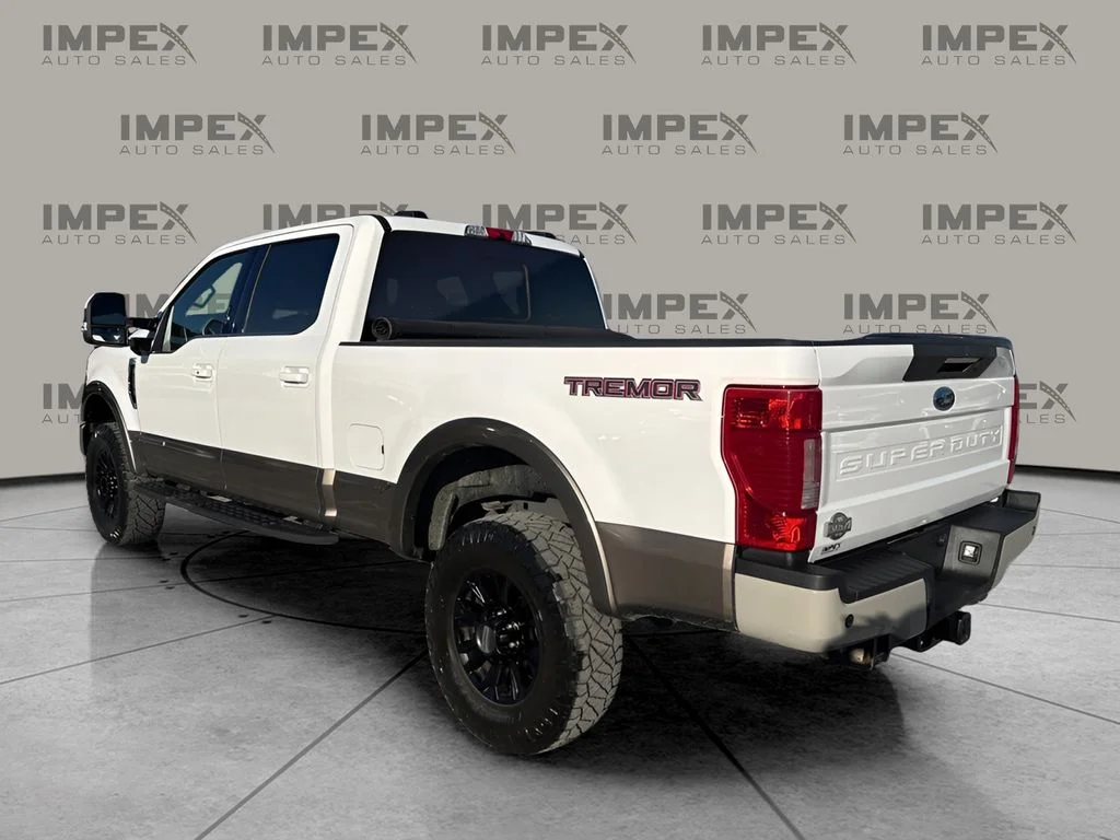 Used 2020 Gray Ford King Ranch image 3