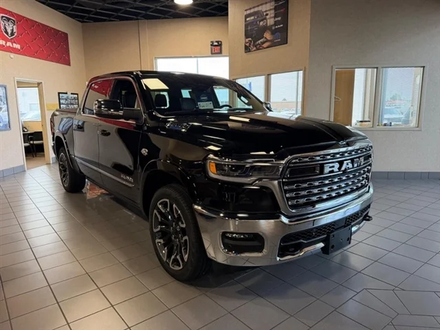 New 2026 Diamond Black Crystal Pearl-Coat Exterior Paint RAM Limited image 3