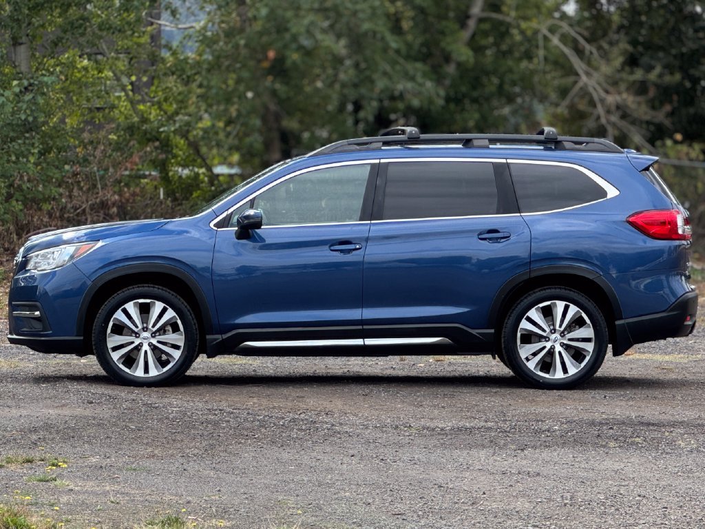 Used 2021 Abyss Blue Pearl Subaru Limited image 4