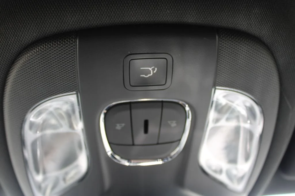 Used 2023 Black Jeep Limited image 20