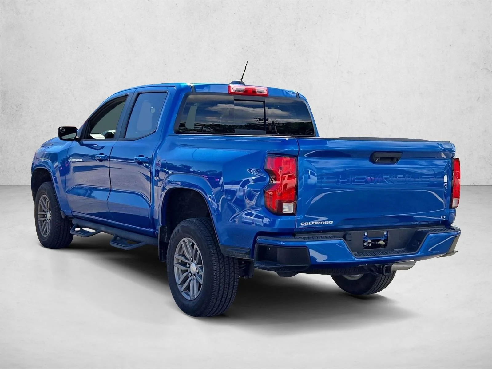 Used 2023 Glacier Blue Metallic Chevrolet 2WD LT image 7