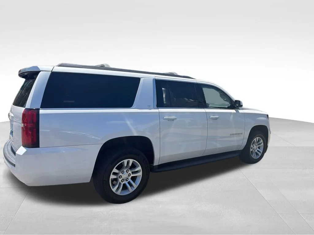 Used 2019 White Chevrolet LT image 3