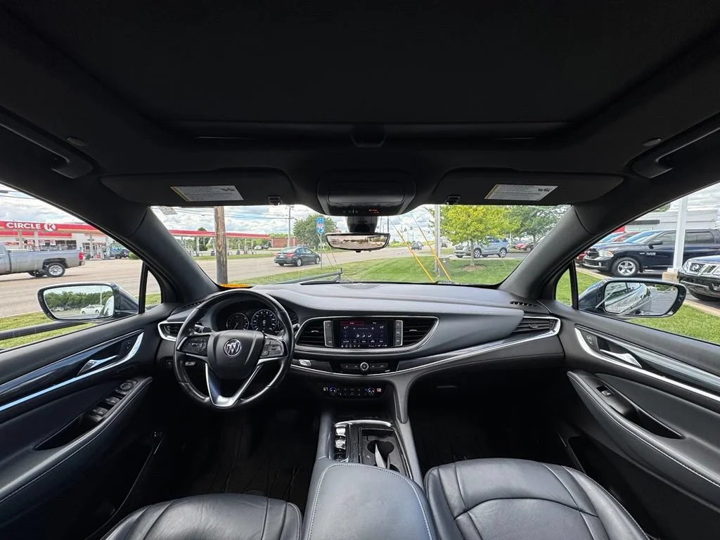 Used 2022 Emperor Blue Metallic Buick Premium image 9