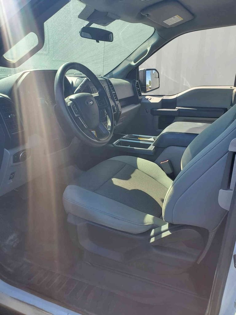 Used 2020 White Ford XL image 3