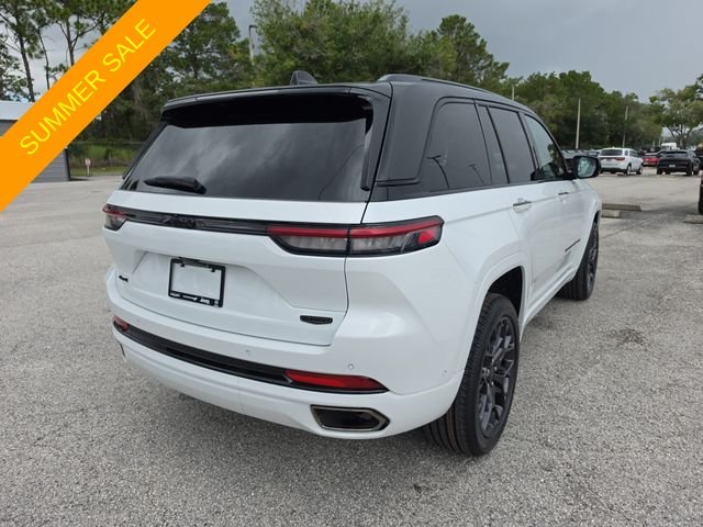 Certified Used 2025 White Jeep Summit image 4