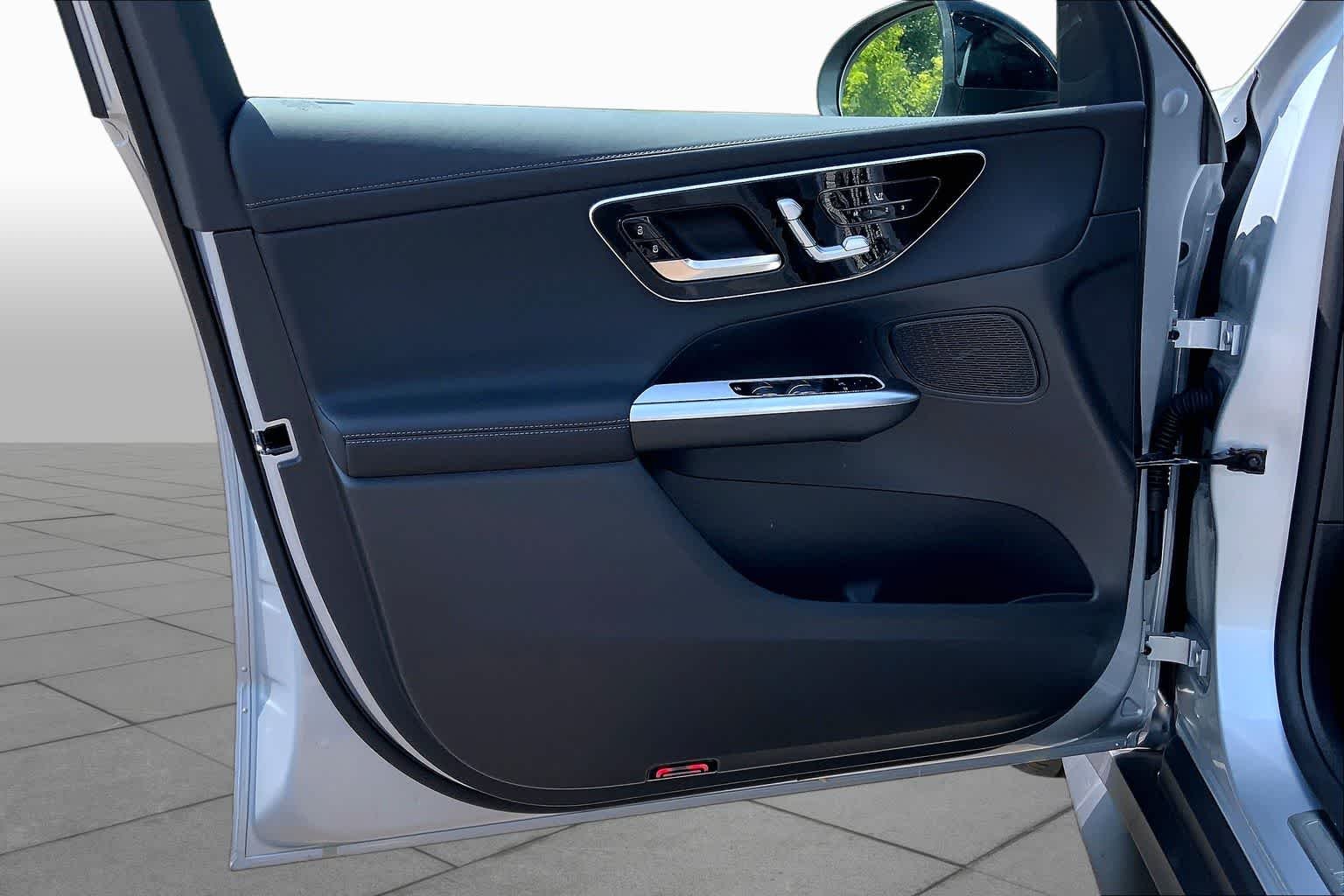 2026 Mercedes-Benz GLC Base - Photo 10