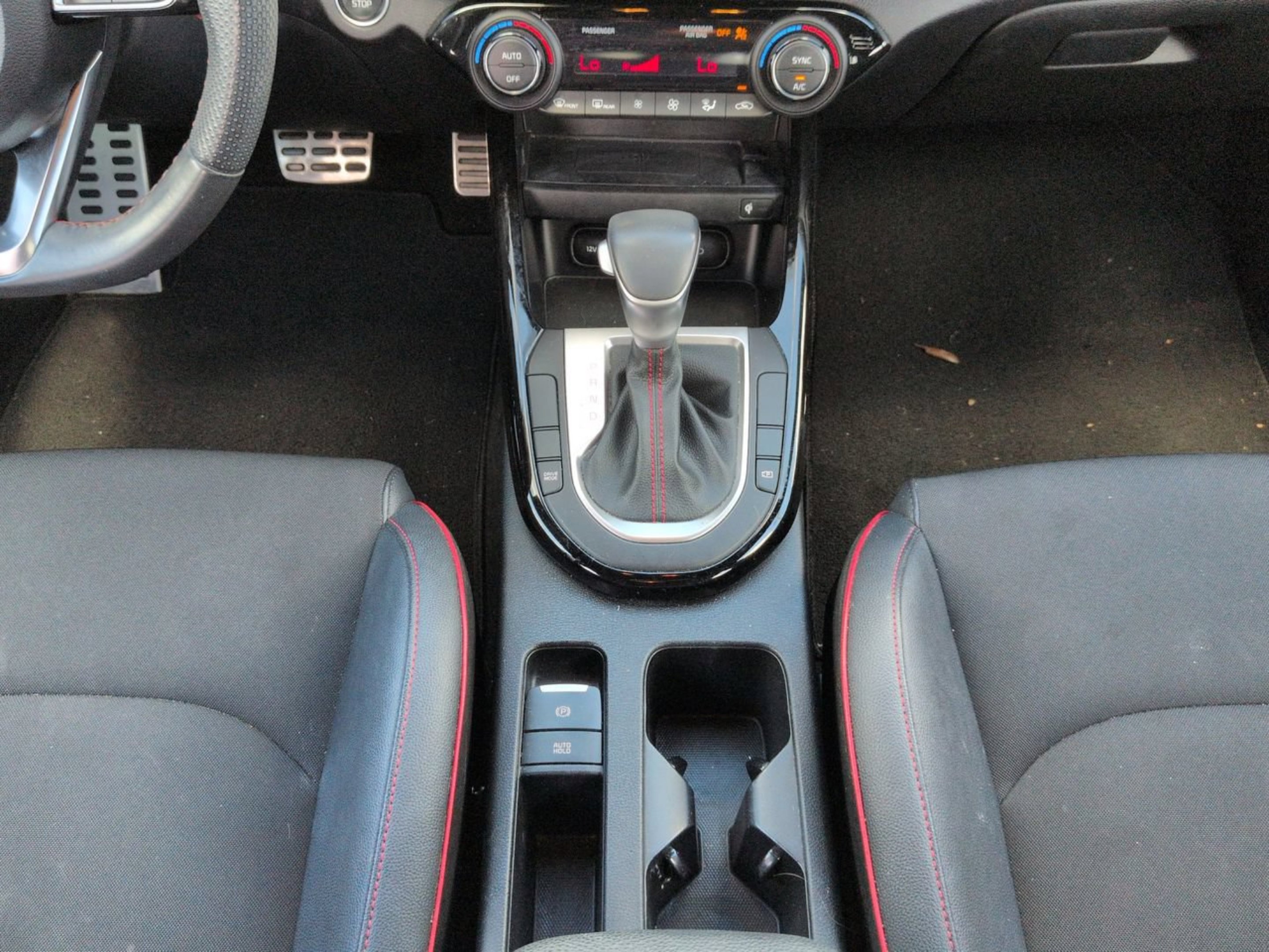 Certified Used 2024 Snow White Pearl Kia GT image 16