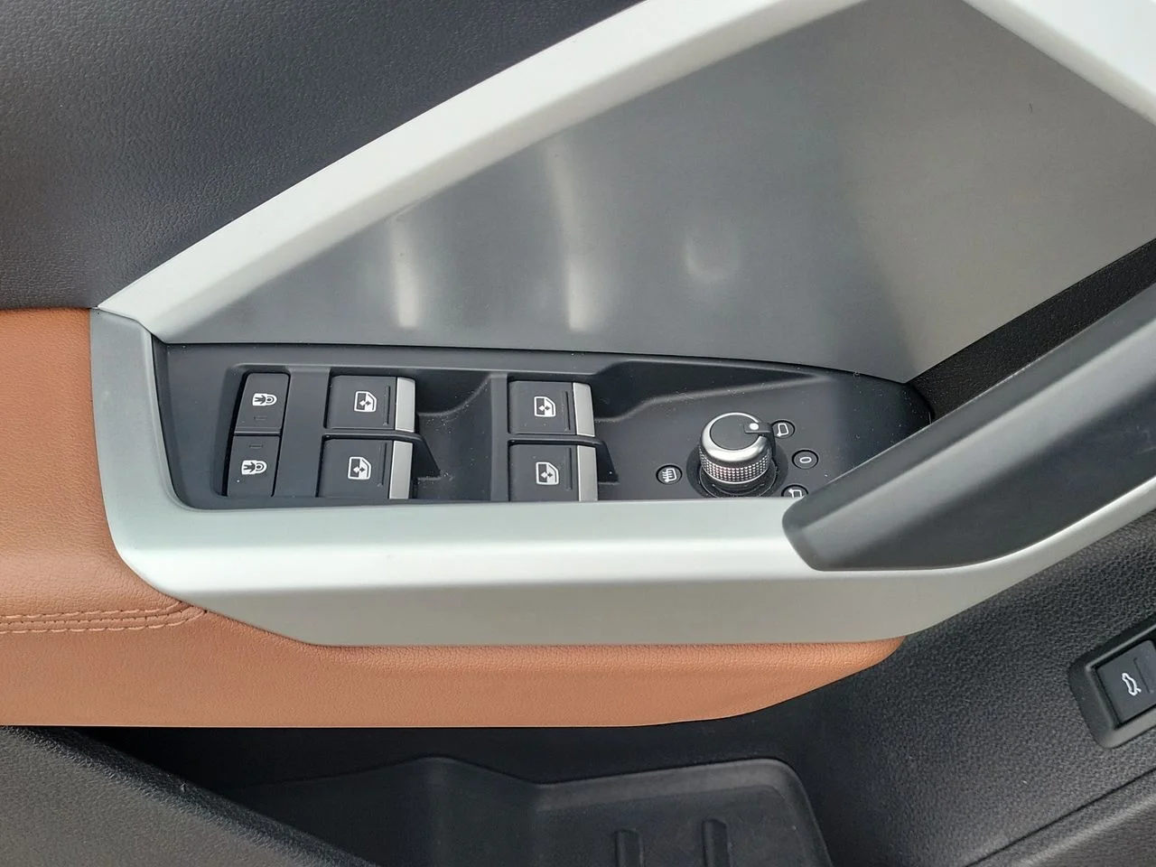 Used 2020 Black Audi Premium image 28