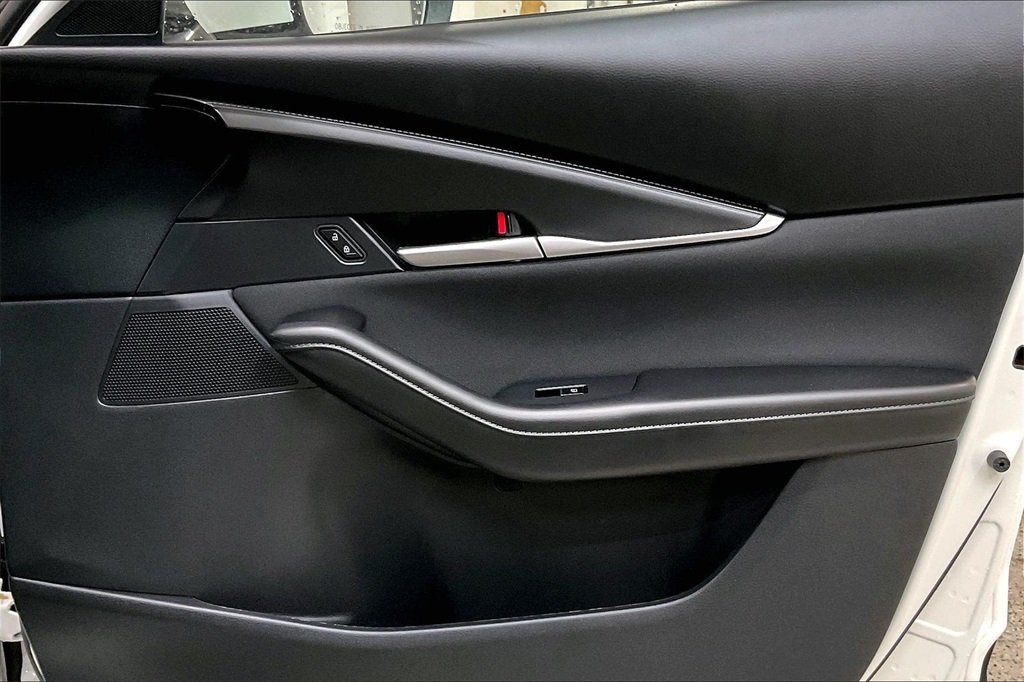 2025 MAZDA CX-30 - Image 22