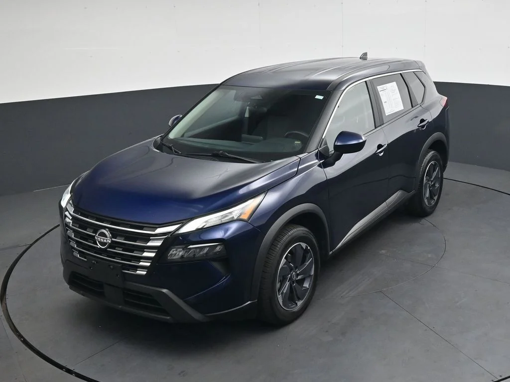 Used 2025 Blue Nissan SV image 41