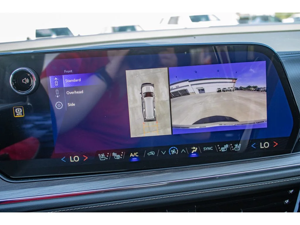 2026 Chevrolet Suburban Premier - Photo 57
