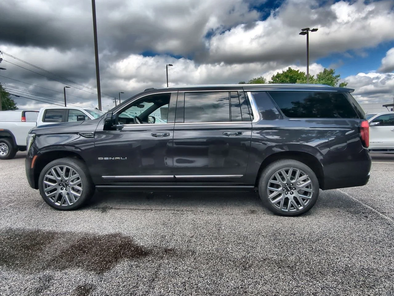 New 2026 Titanium Rush Metallic GMC Denali Ultimate image 5