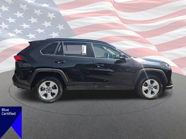Used 2020 Black Toyota XLE image 2