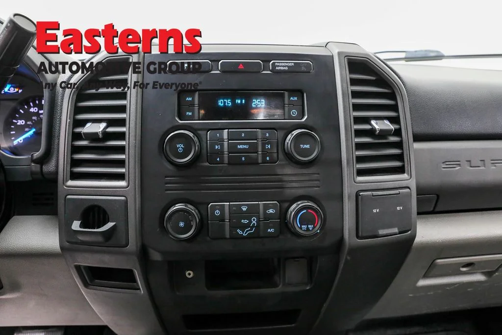 Used 2017 White Ford XL image 12