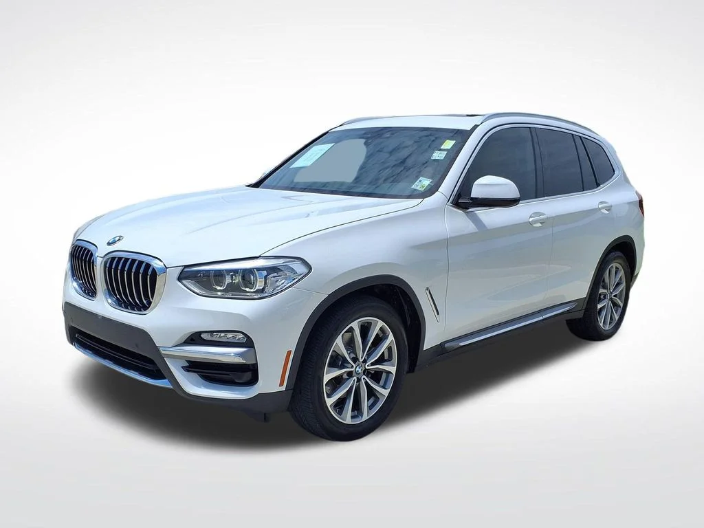 Used 2019 White BMW sDrive30i image 3