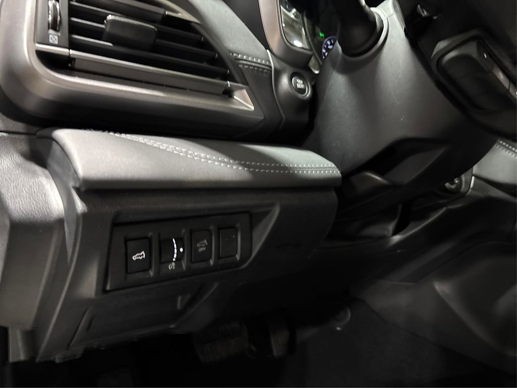 Used 2020 White Subaru Limited image 39