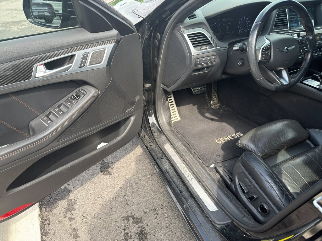 Used 2018 Caspian Black Genesis 3.3T Sport image 8