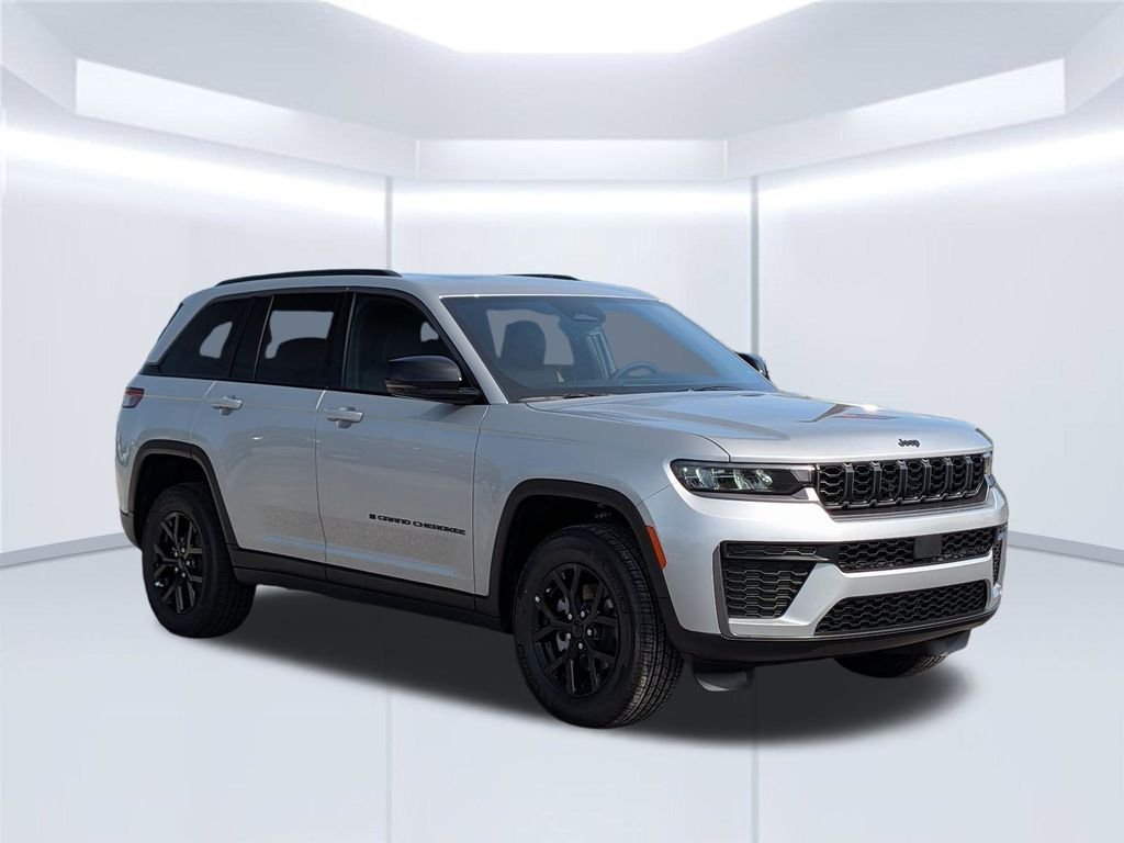New 2026 Silver Zynith Exterior Paint Jeep Altitude image 8