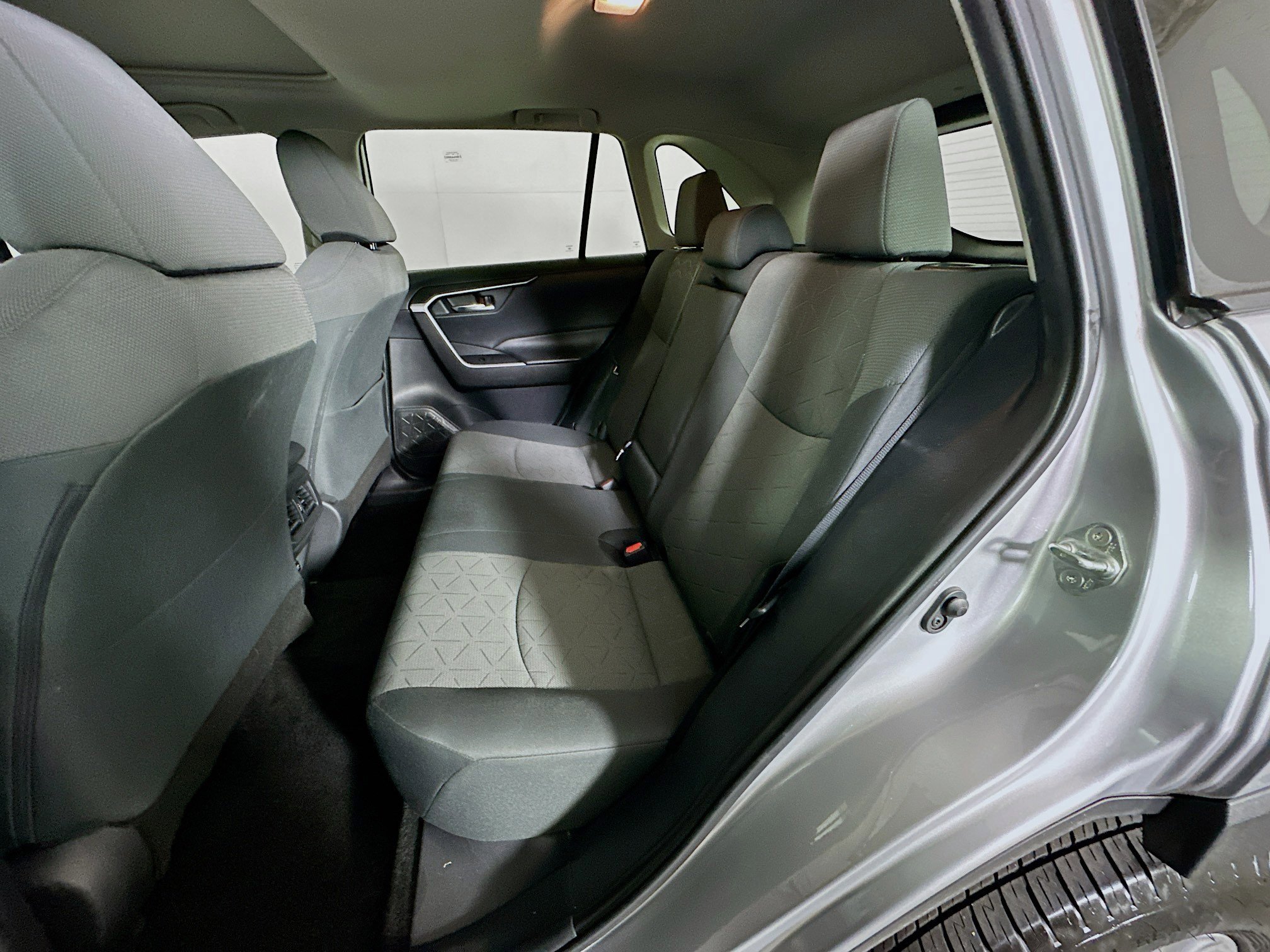 Used 2020 Silver Sky Metallic Toyota XLE image 26