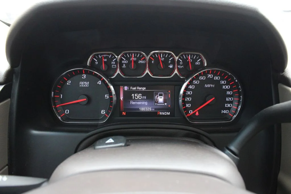 Used 2016 White GMC SLT image 12