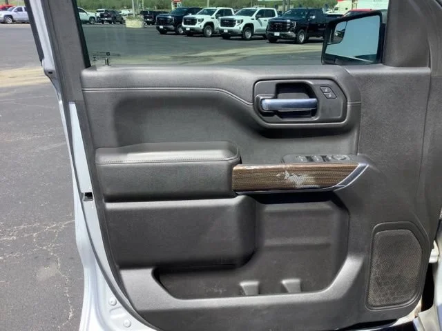 2020 Chevrolet Silverado 1500 LT - Photo 10
