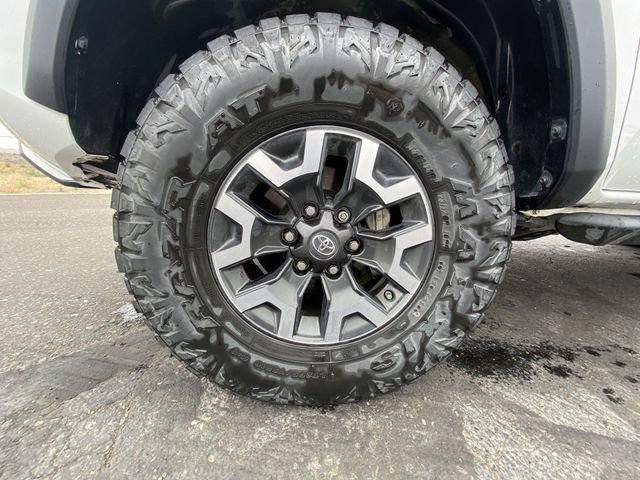 Used 2019 White Toyota TRD Off Road image 10