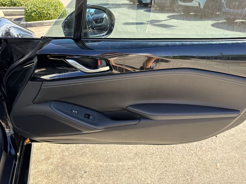 2025 Mazda MX-5 Miata Grand Touring - Photo 43