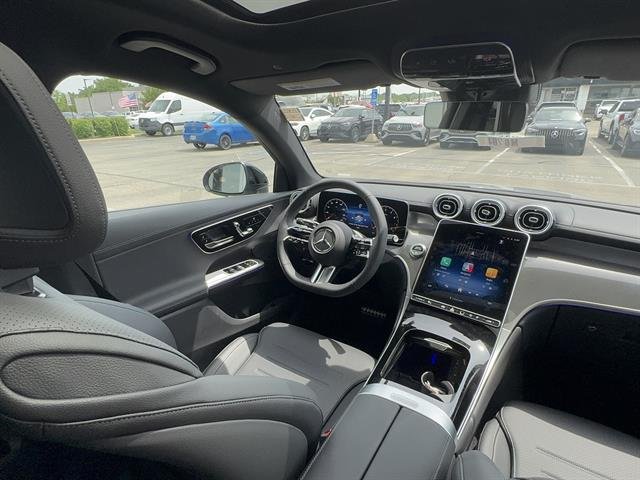New 2026 MANUFAKTUR Alpine Grey Mercedes-Benz GLC 300 4MATIC® image 11