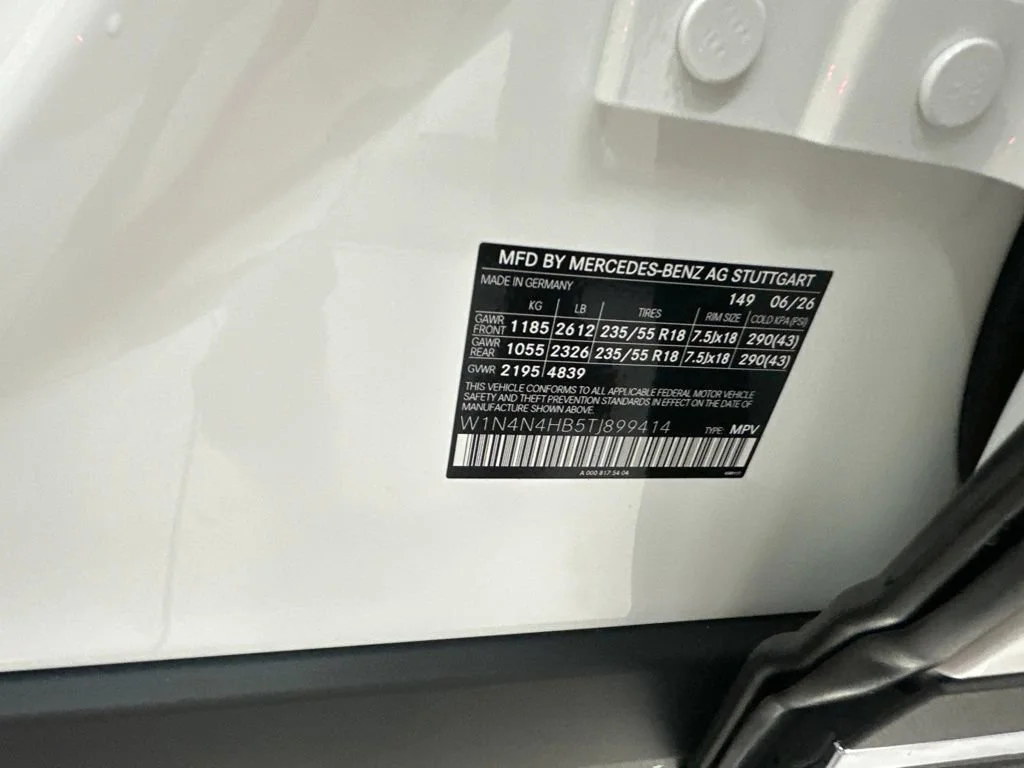 New 2026 White Mercedes-Benz GLA 250 image 30