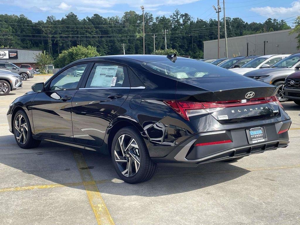 New 2026 Black Hyundai Limited image 28