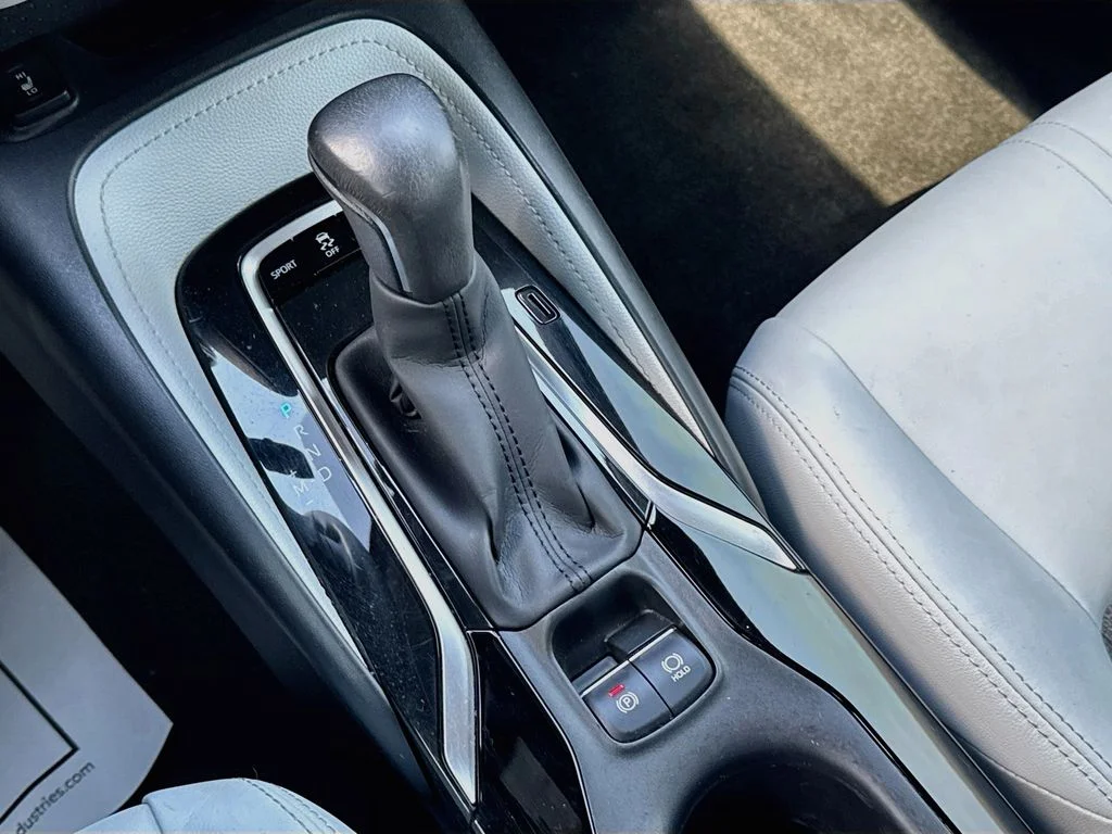 Used 2019 Blue Toyota XSE image 19
