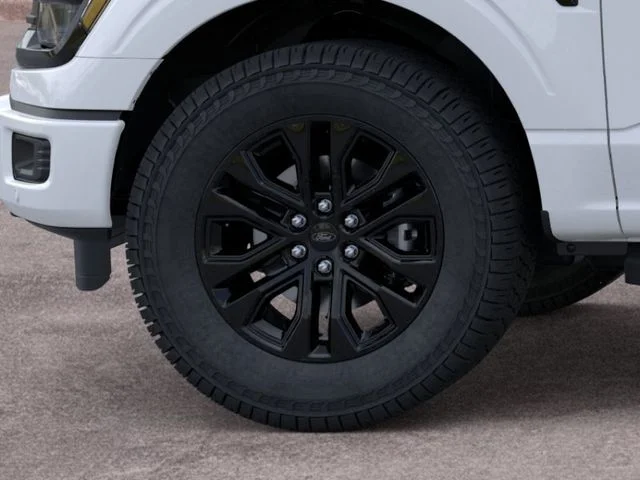 New 2026 Oxford White Ford XLT image 19