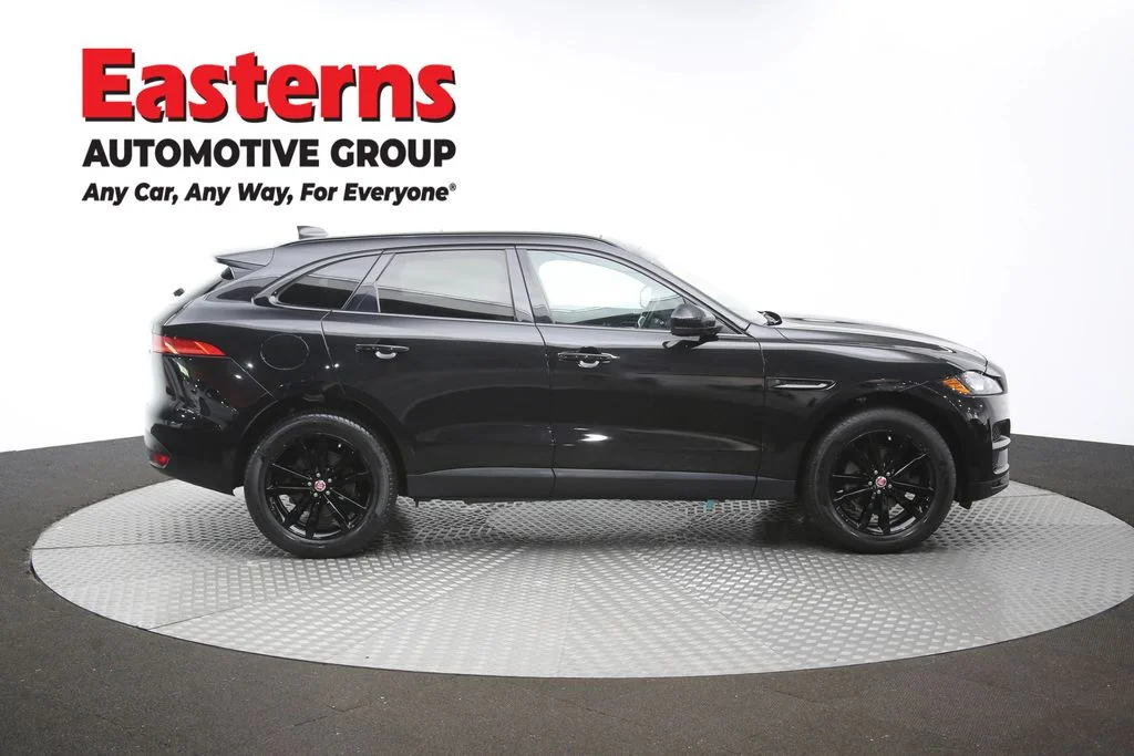 Used 2020 Black Jaguar 25t Prestige image 49