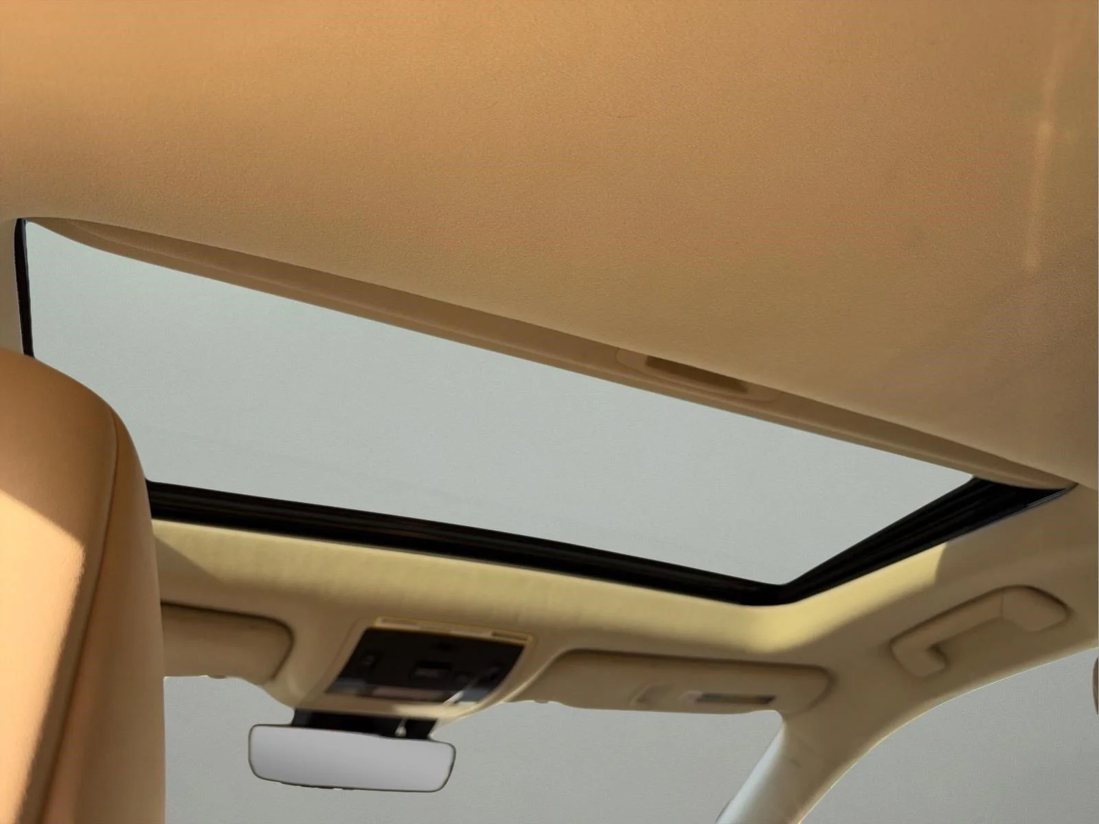 Used 2021 Moonbeam Beige Metallic Lexus RX 350 image 17