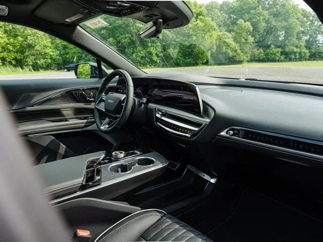 2026 Cadillac LYRIQ V Premium - Photo 36