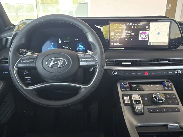 Used 2025 Typhoon Silver Hyundai Calligraphy image 16