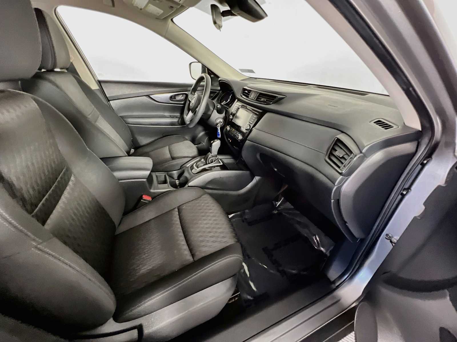 Used 2020 Gun Metallic Nissan S image 27