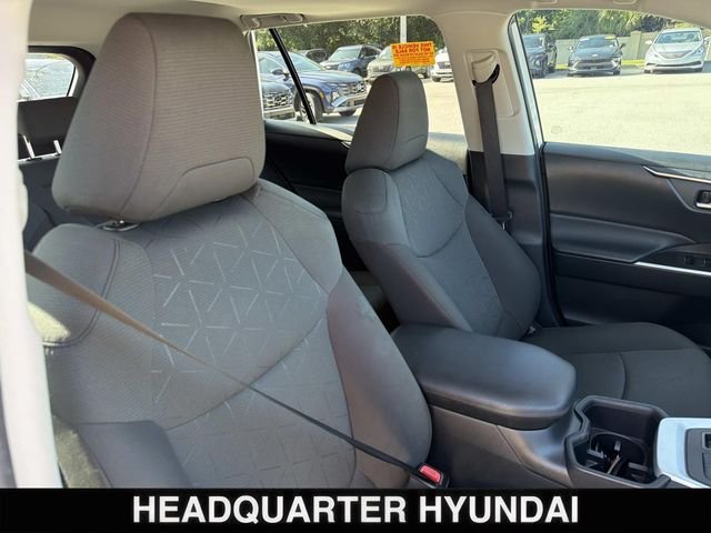 Used 2023 White Toyota XLE image 25