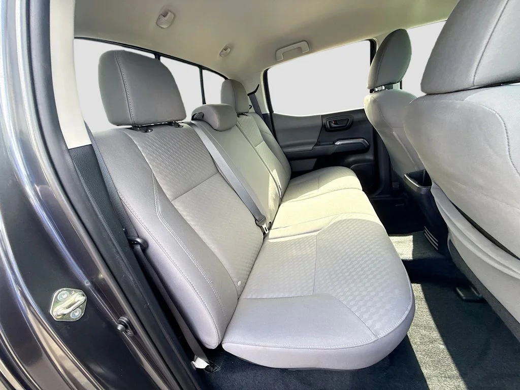Used 2020 Gray Toyota SR5 image 31