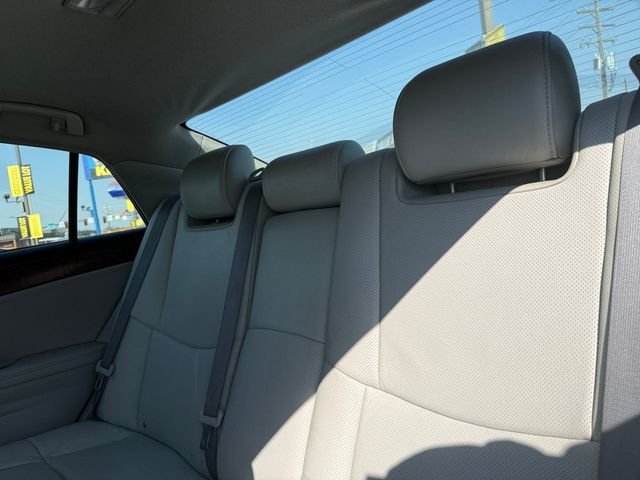 Used 2011 Silver Toyota Limited image 22