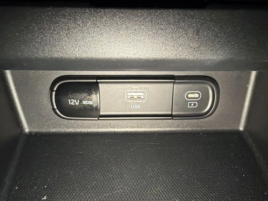 Used 2024 Pluton Blue/Black Roof Kia SX image 33