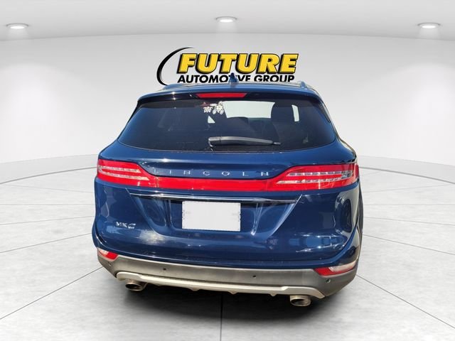 Used 2019 Blue Lincoln Reserve image 4